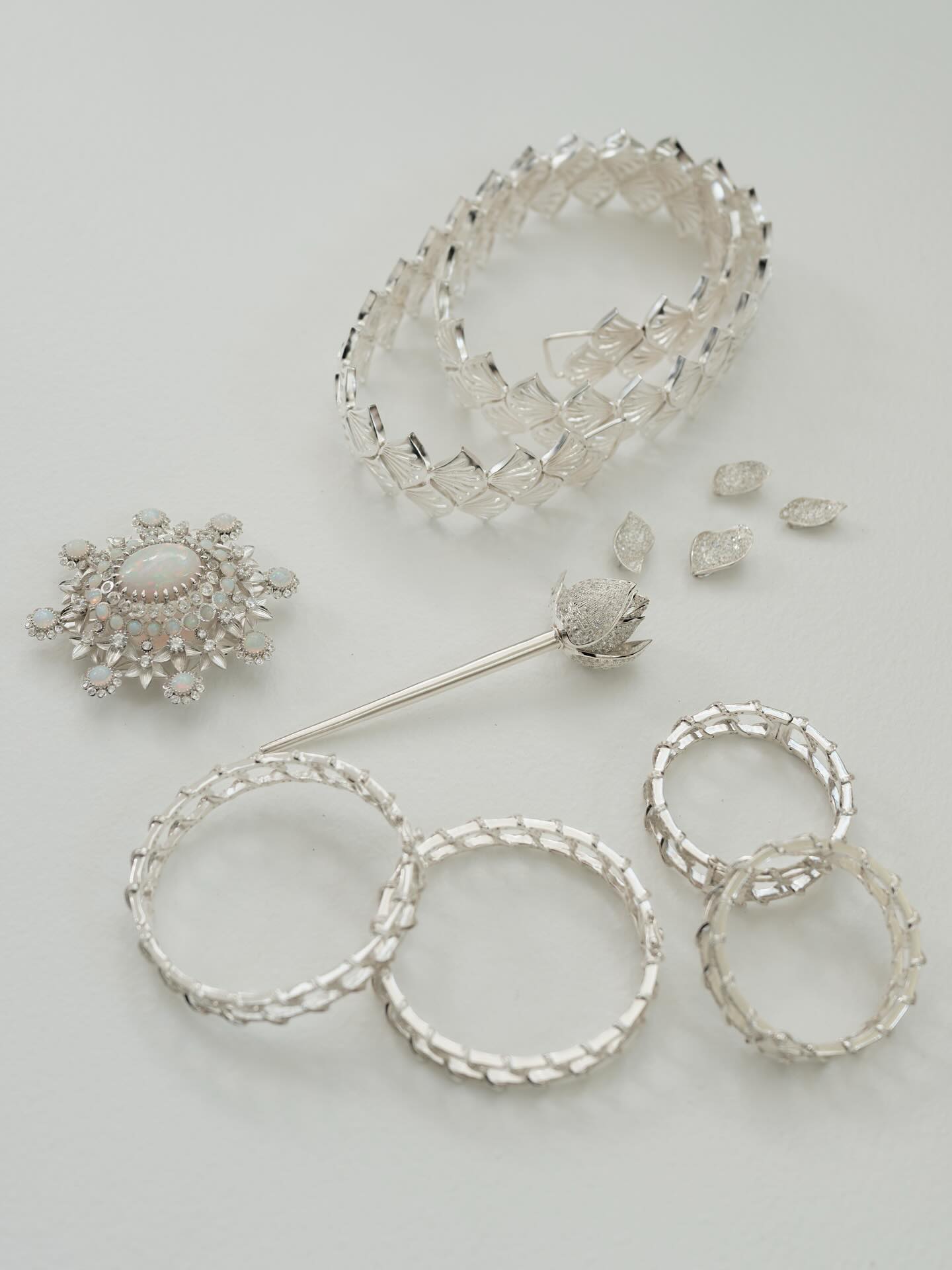 ใหม่ - ดาวิกา โฮร์เน่