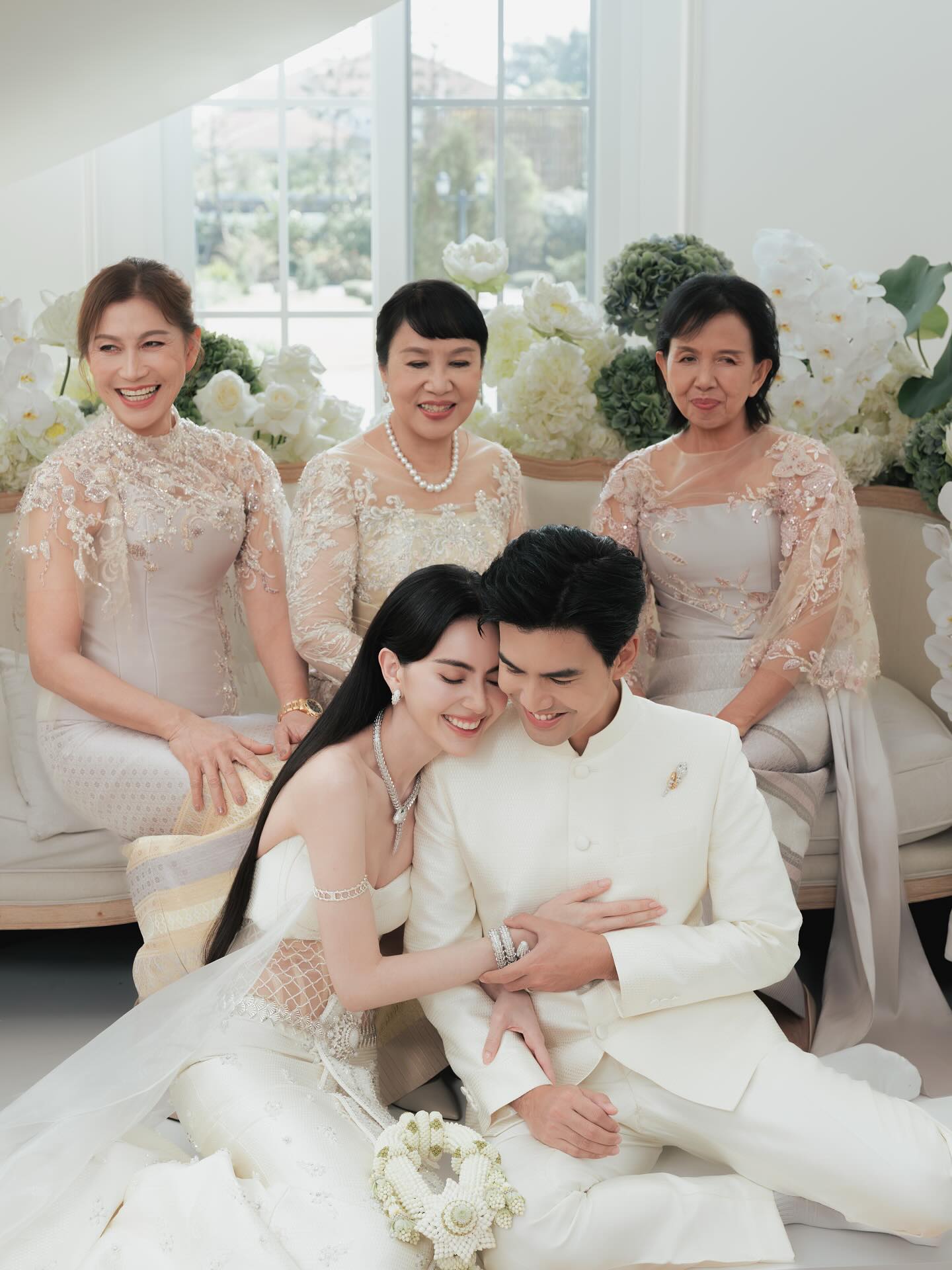 ใหม่ - ดาวิกา โฮร์เน่