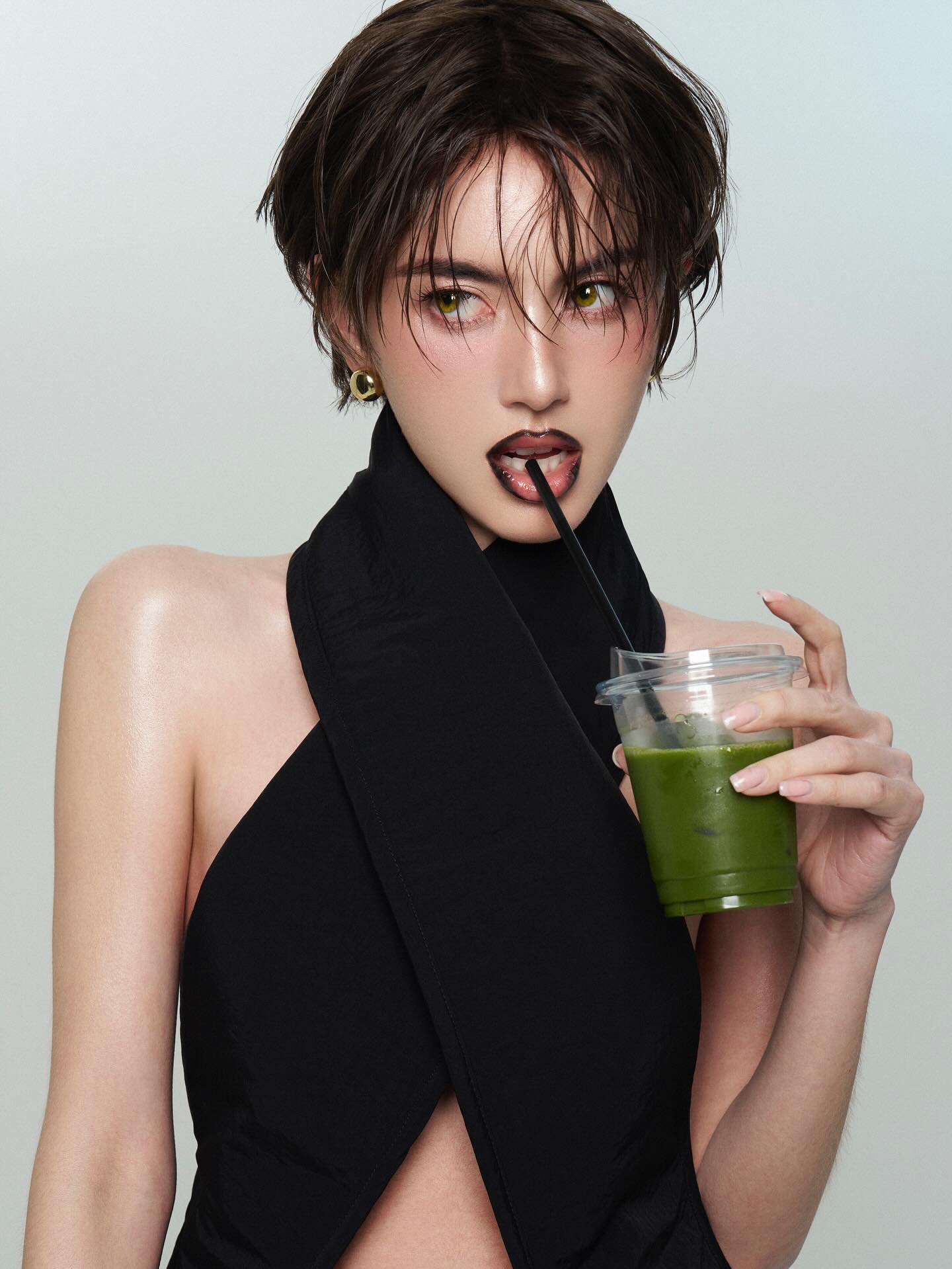 ใหม่ - ดาวิกา โฮร์เน่