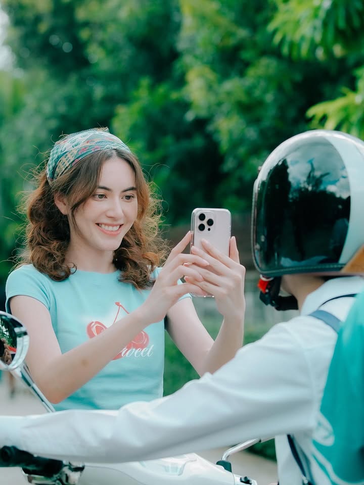 ใหม่ - ดาวิกา โฮร์เน่