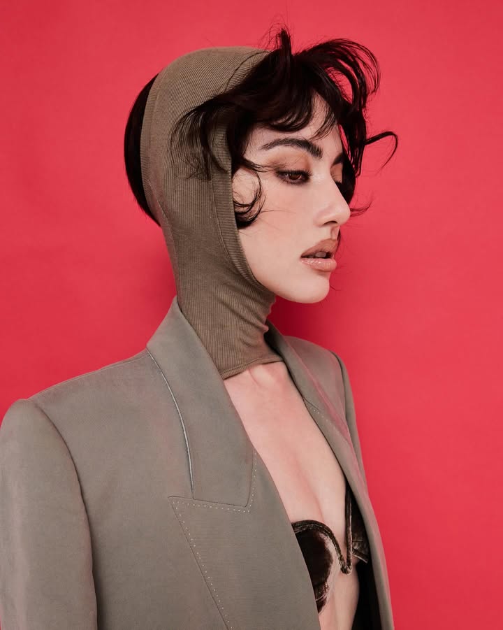 ใหม่ - ดาวิกา โฮร์เน่