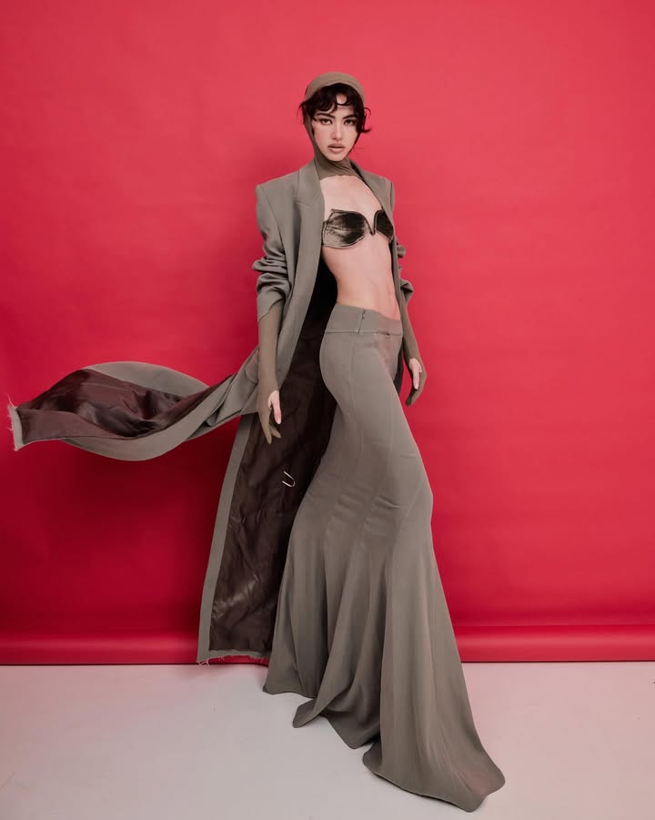 ใหม่ - ดาวิกา โฮร์เน่