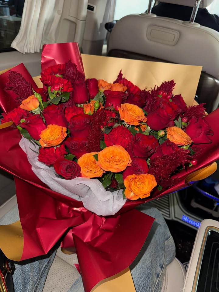 ใหม่ - ดาวิกา โฮร์เน่