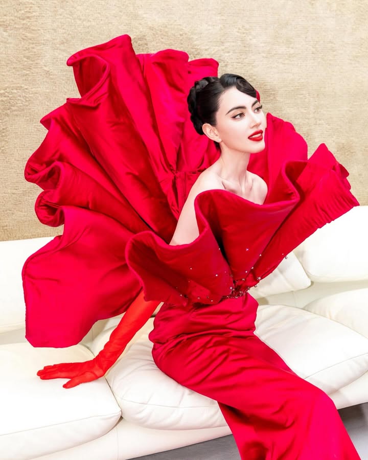 ใหม่ - ดาวิกา โฮร์เน่