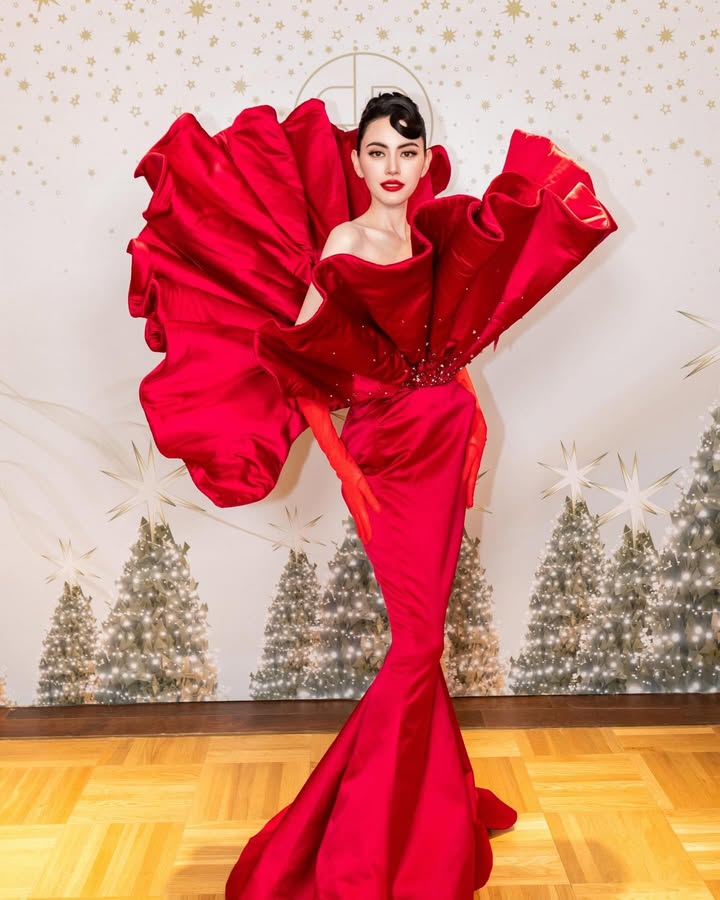 ใหม่ - ดาวิกา โฮร์เน่