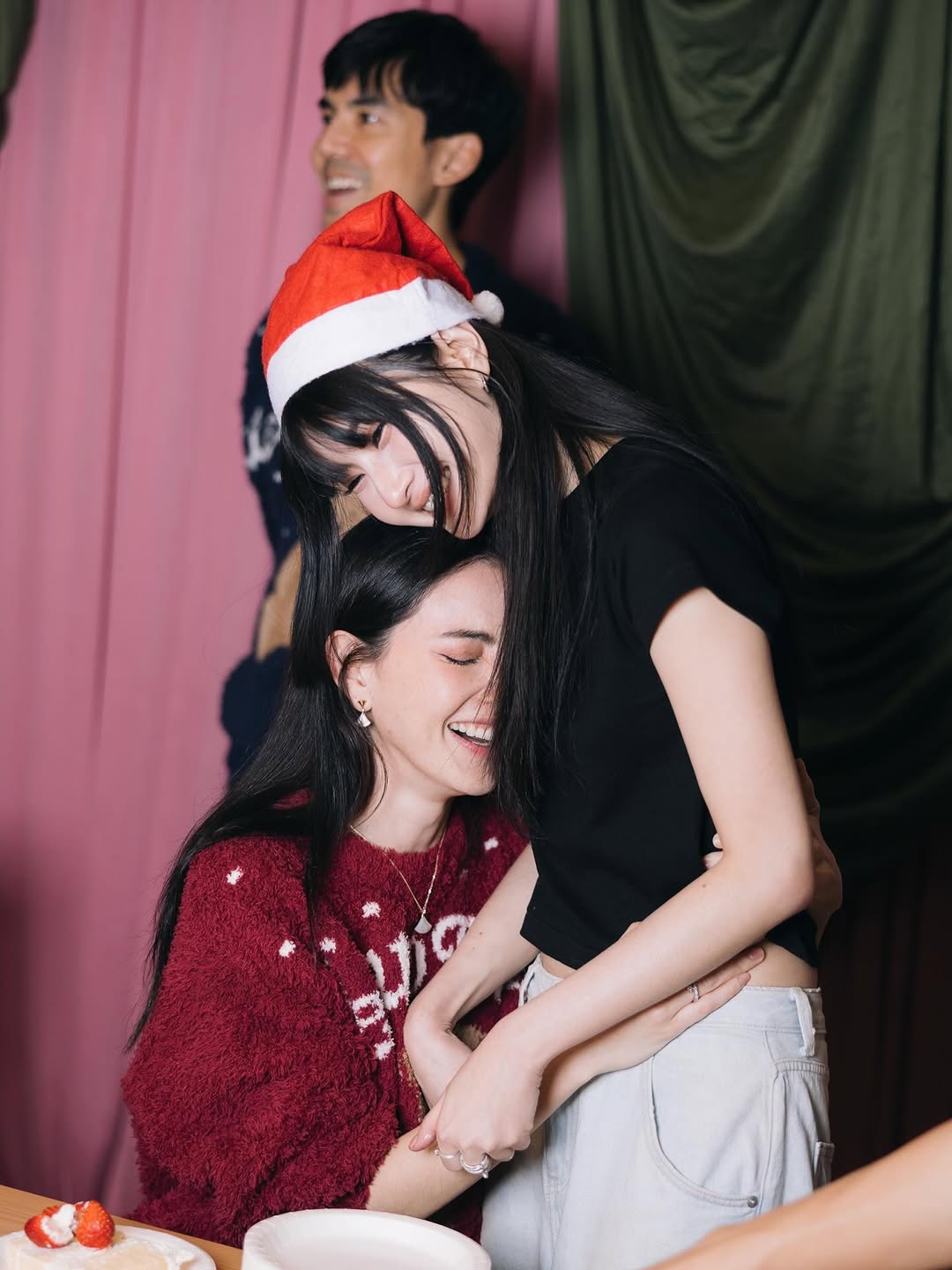 ใหม่ - ดาวิกา โฮร์เน่