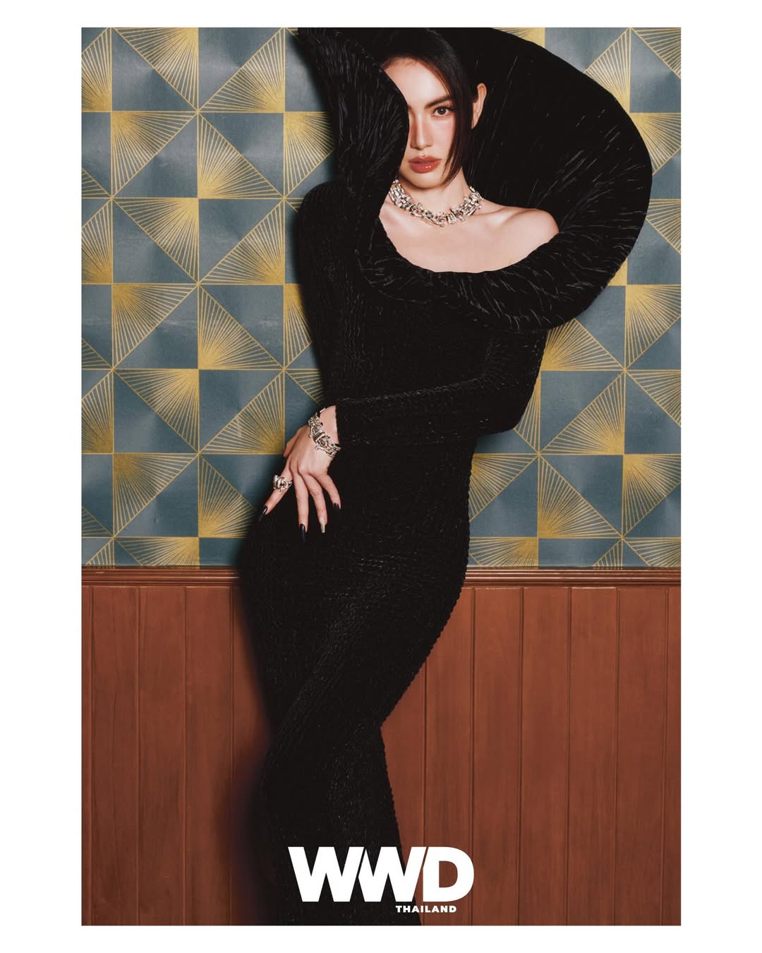 ใหม่ - ดาวิกา โฮร์เน่