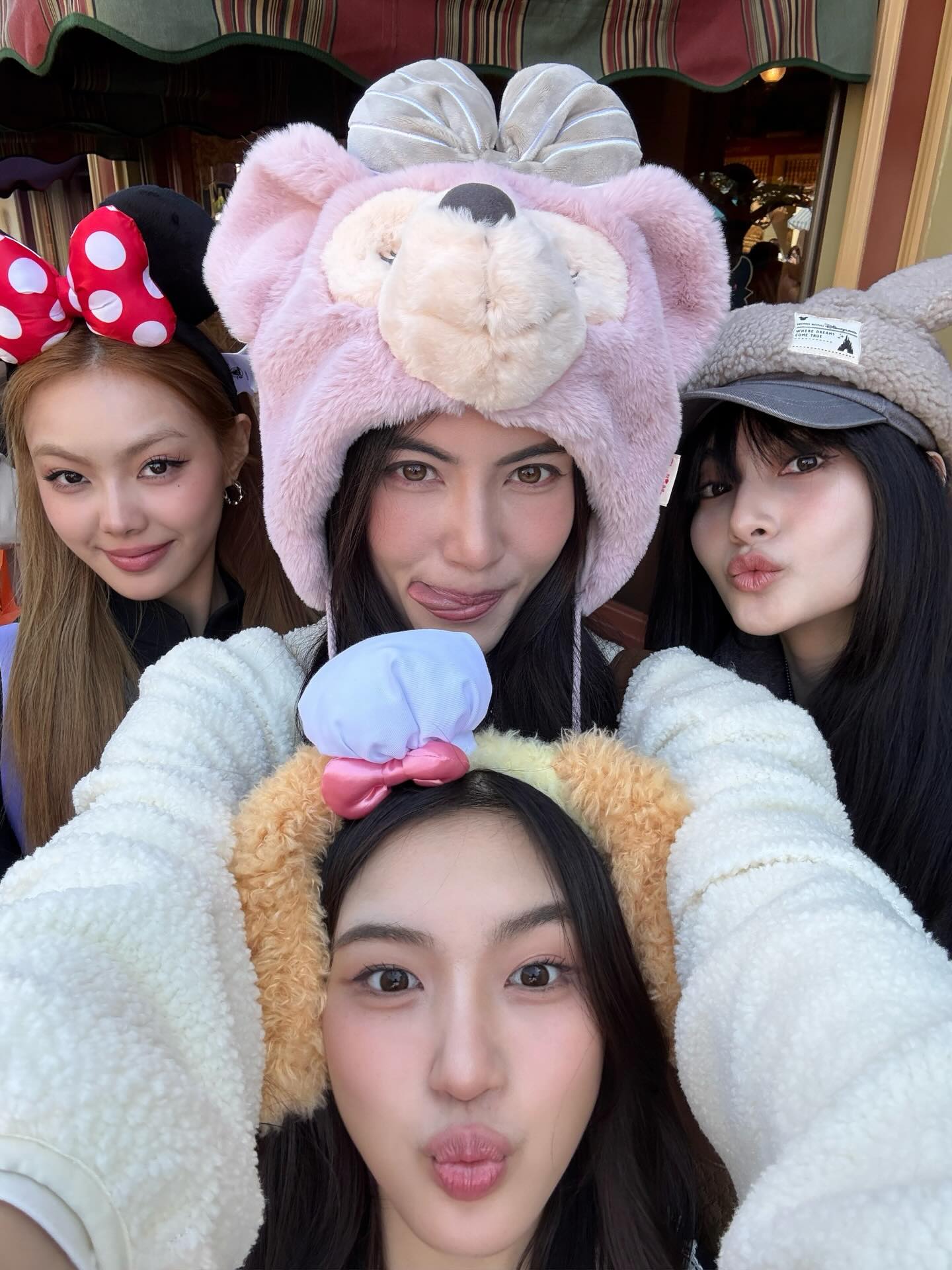 ใหม่ - ดาวิกา โฮร์เน่