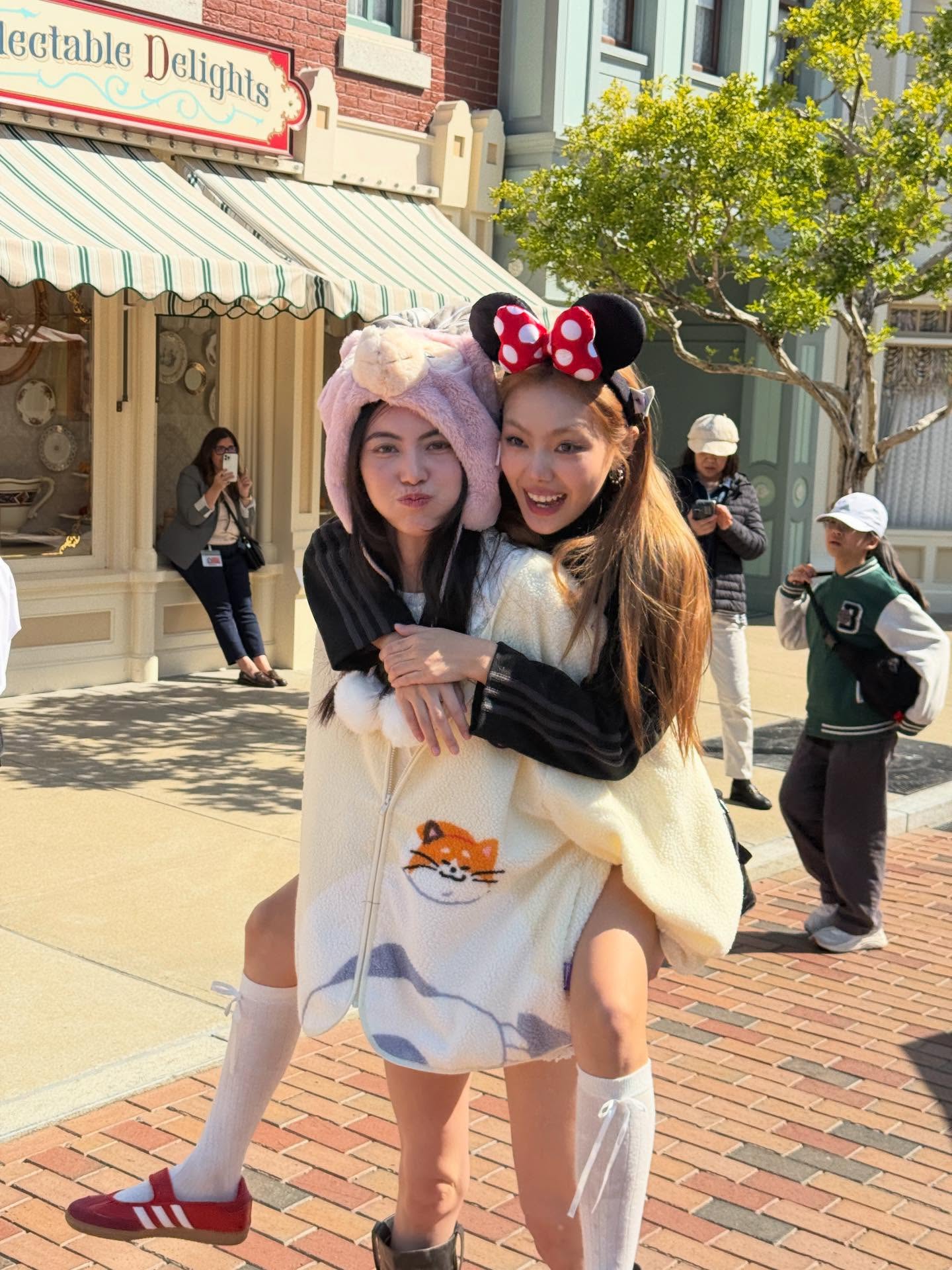 ใหม่ - ดาวิกา โฮร์เน่