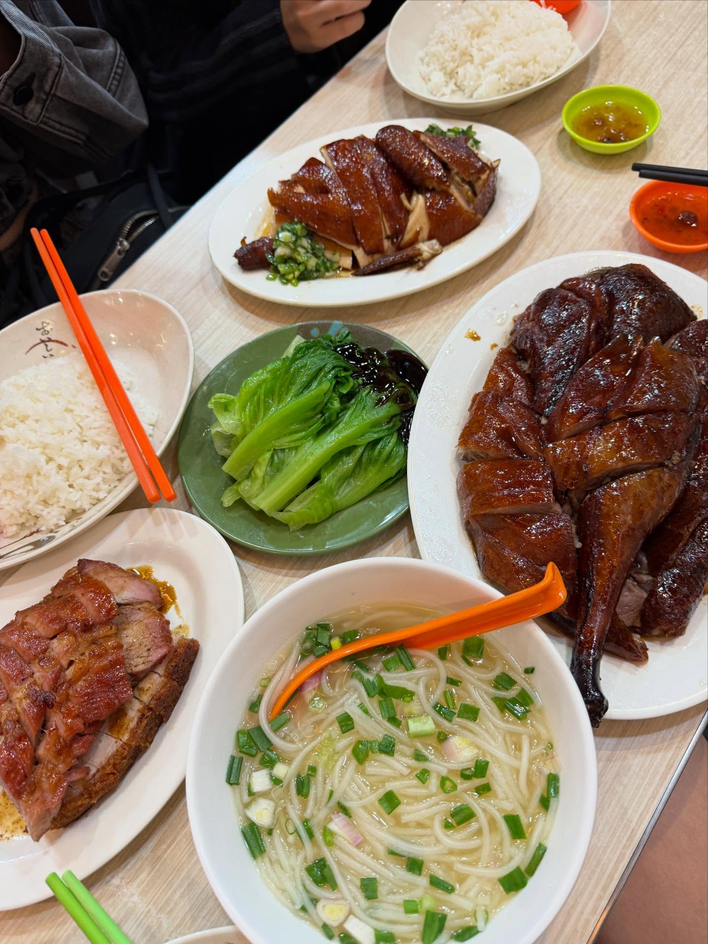 ใหม่ - ดาวิกา โฮร์เน่