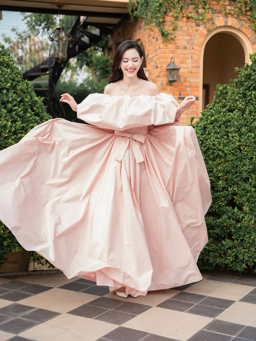 ใหม่ - ดาวิกา โฮร์เน่