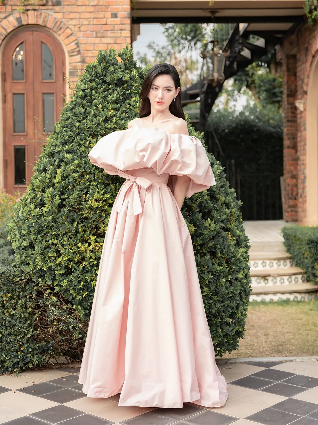 ใหม่ - ดาวิกา โฮร์เน่