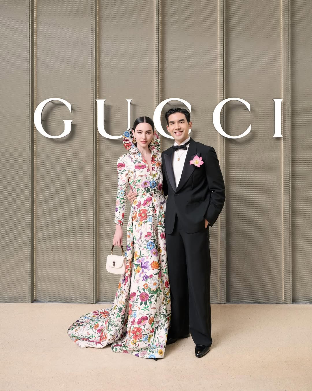 ใหม่ - ดาวิกา โฮร์เน่