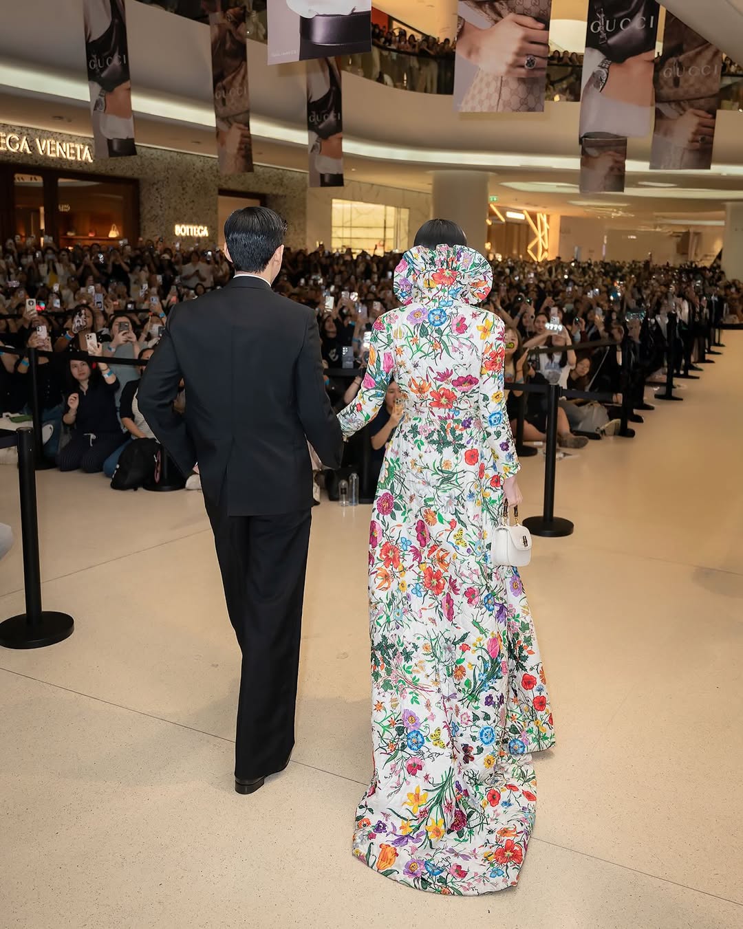 ใหม่ - ดาวิกา โฮร์เน่