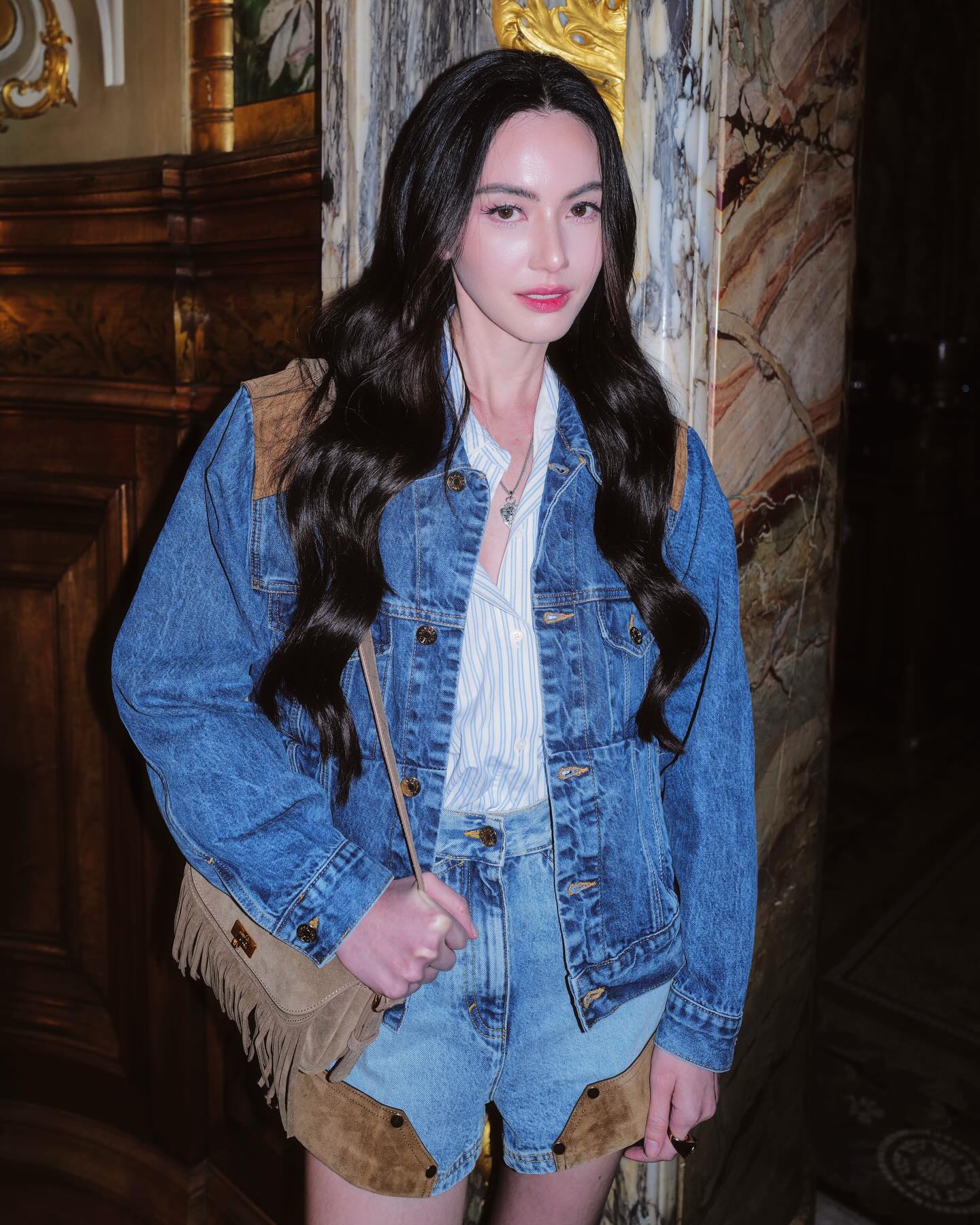 ใหม่ - ดาวิกา โฮร์เน่