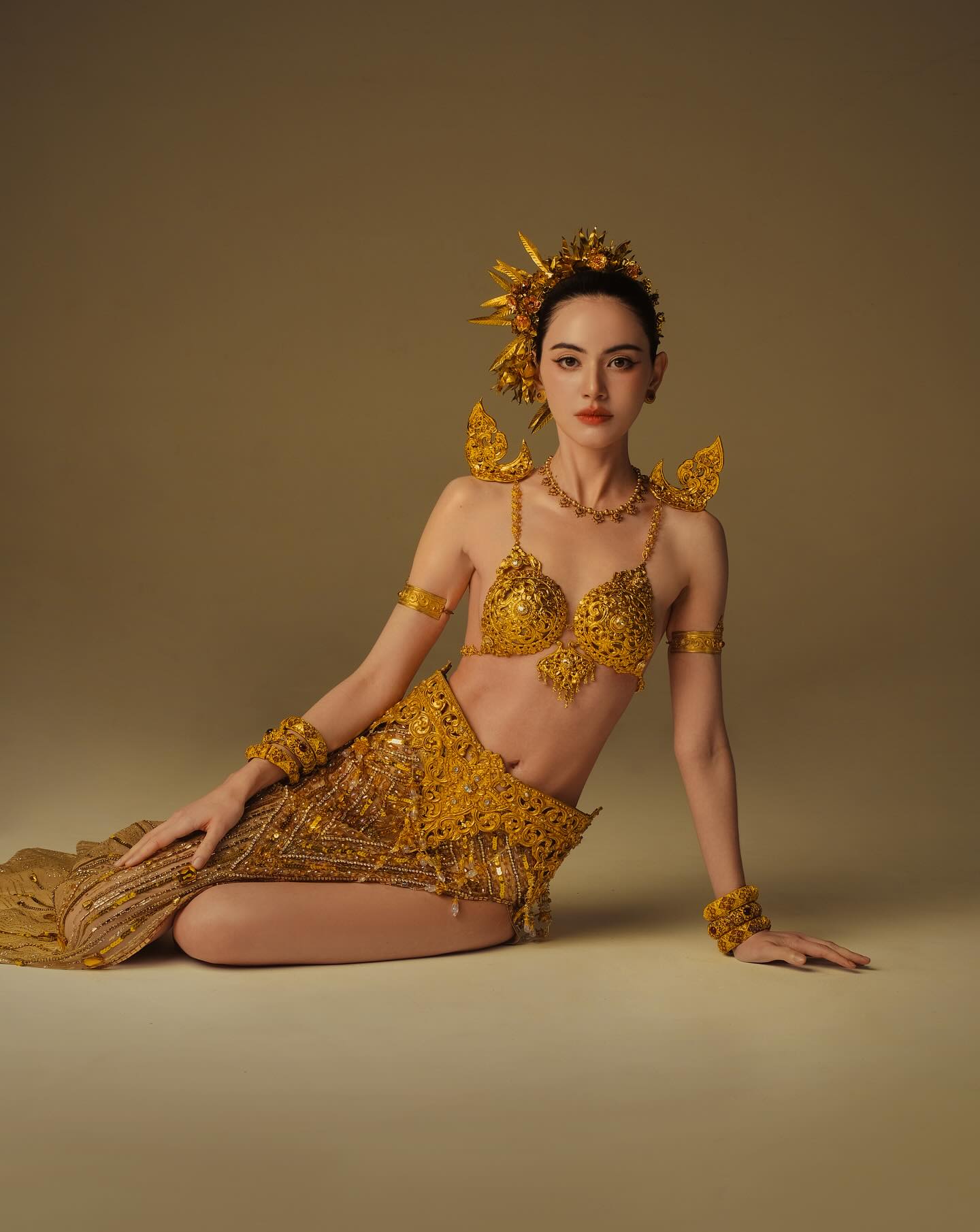 ใหม่ - ดาวิกา โฮร์เน่