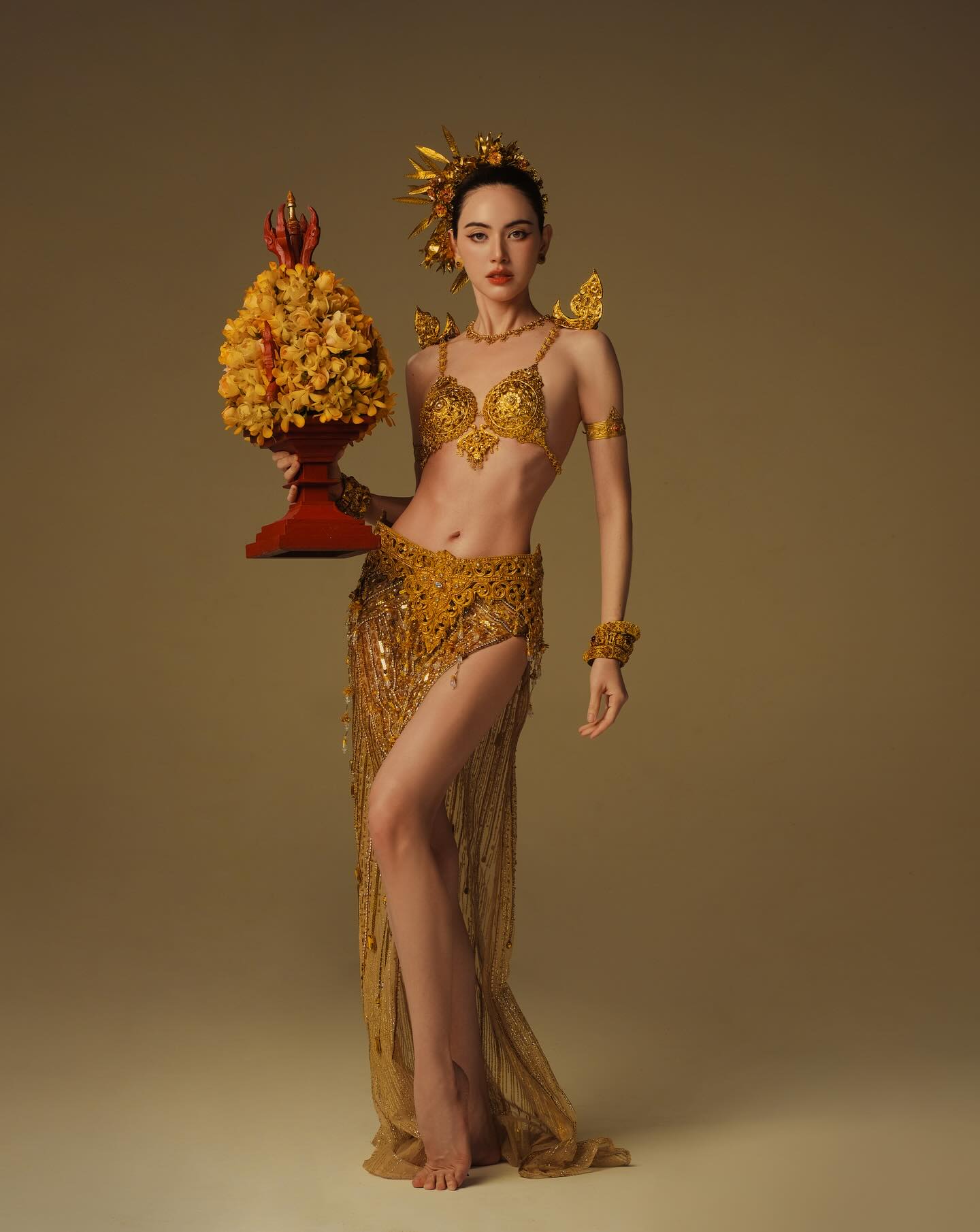 ใหม่ - ดาวิกา โฮร์เน่