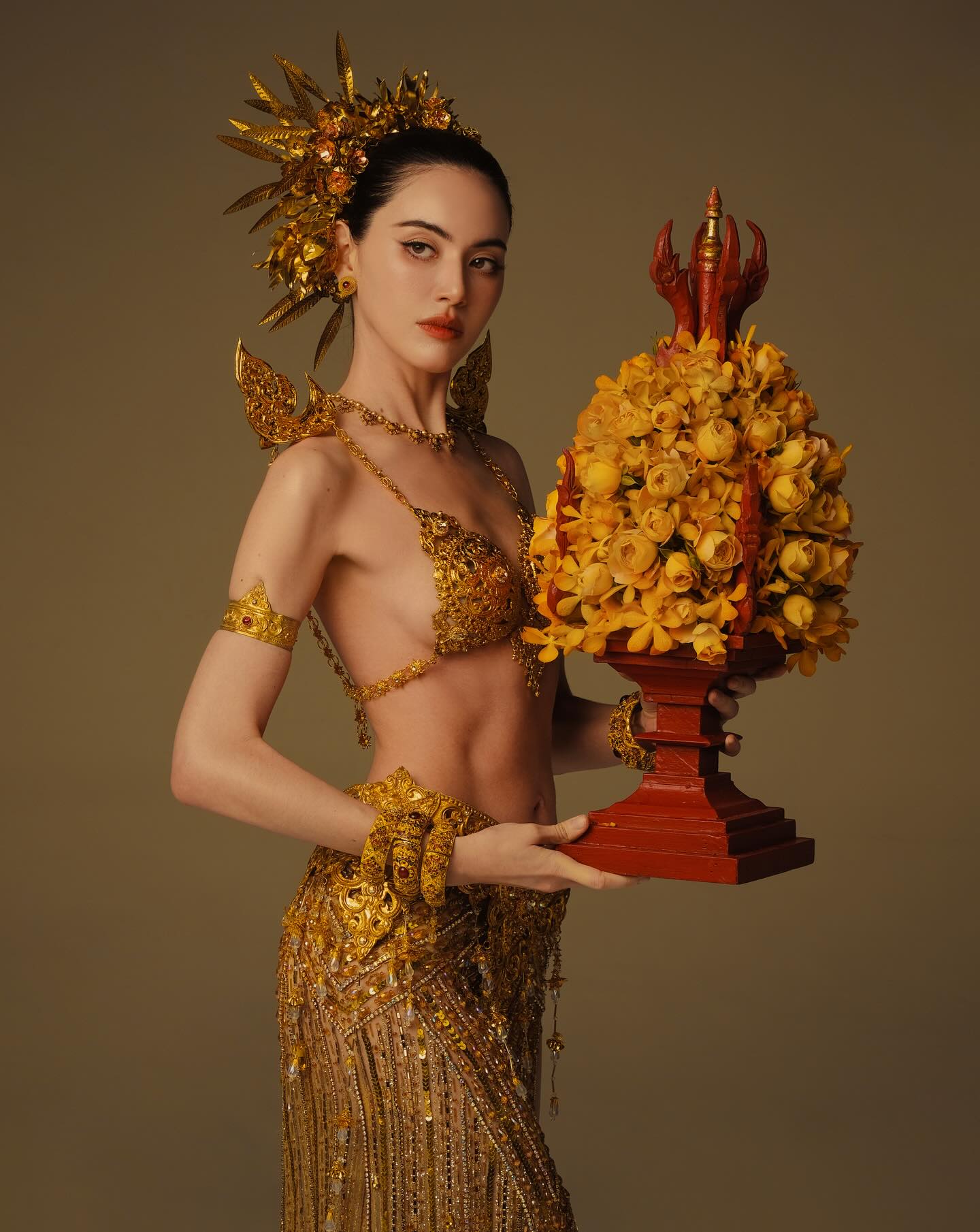 ใหม่ - ดาวิกา โฮร์เน่