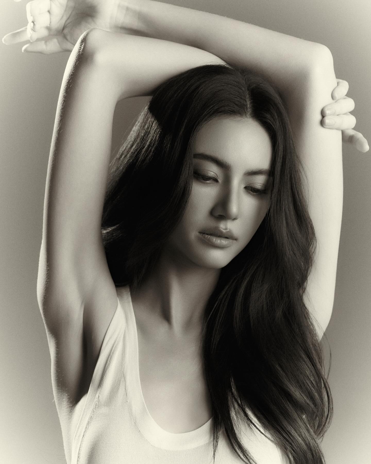 ใหม่ - ดาวิกา โฮร์เน่