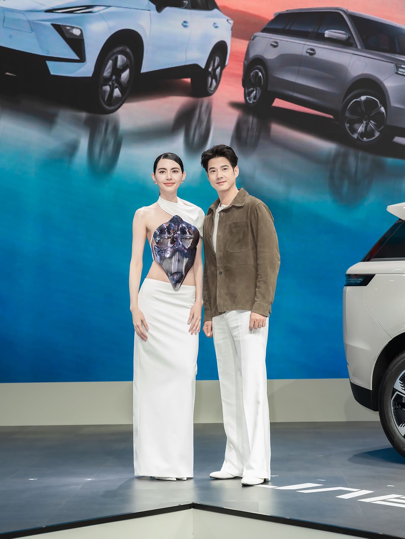 ใหม่ - ดาวิกา โฮร์เน่