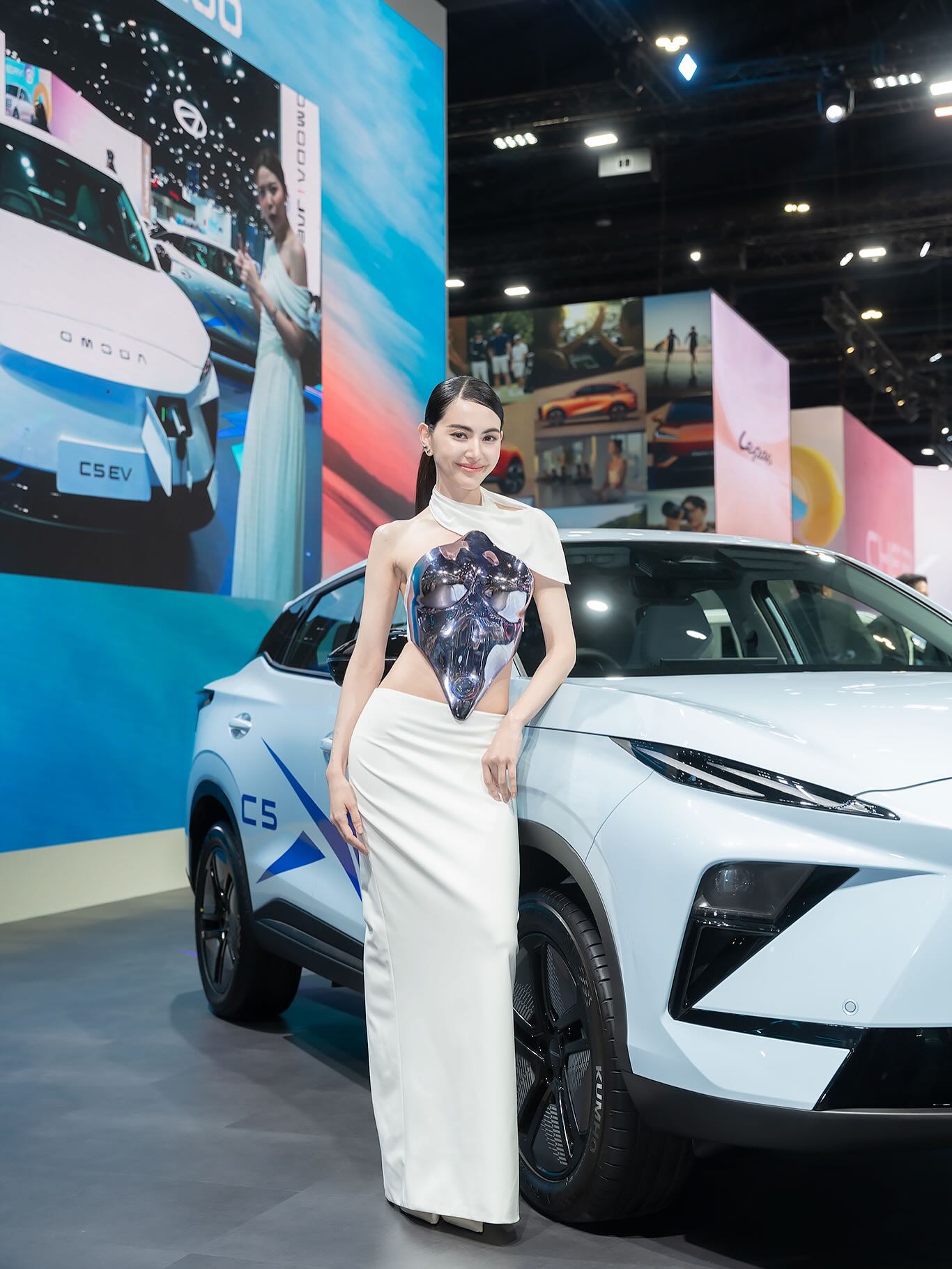 ใหม่ - ดาวิกา โฮร์เน่