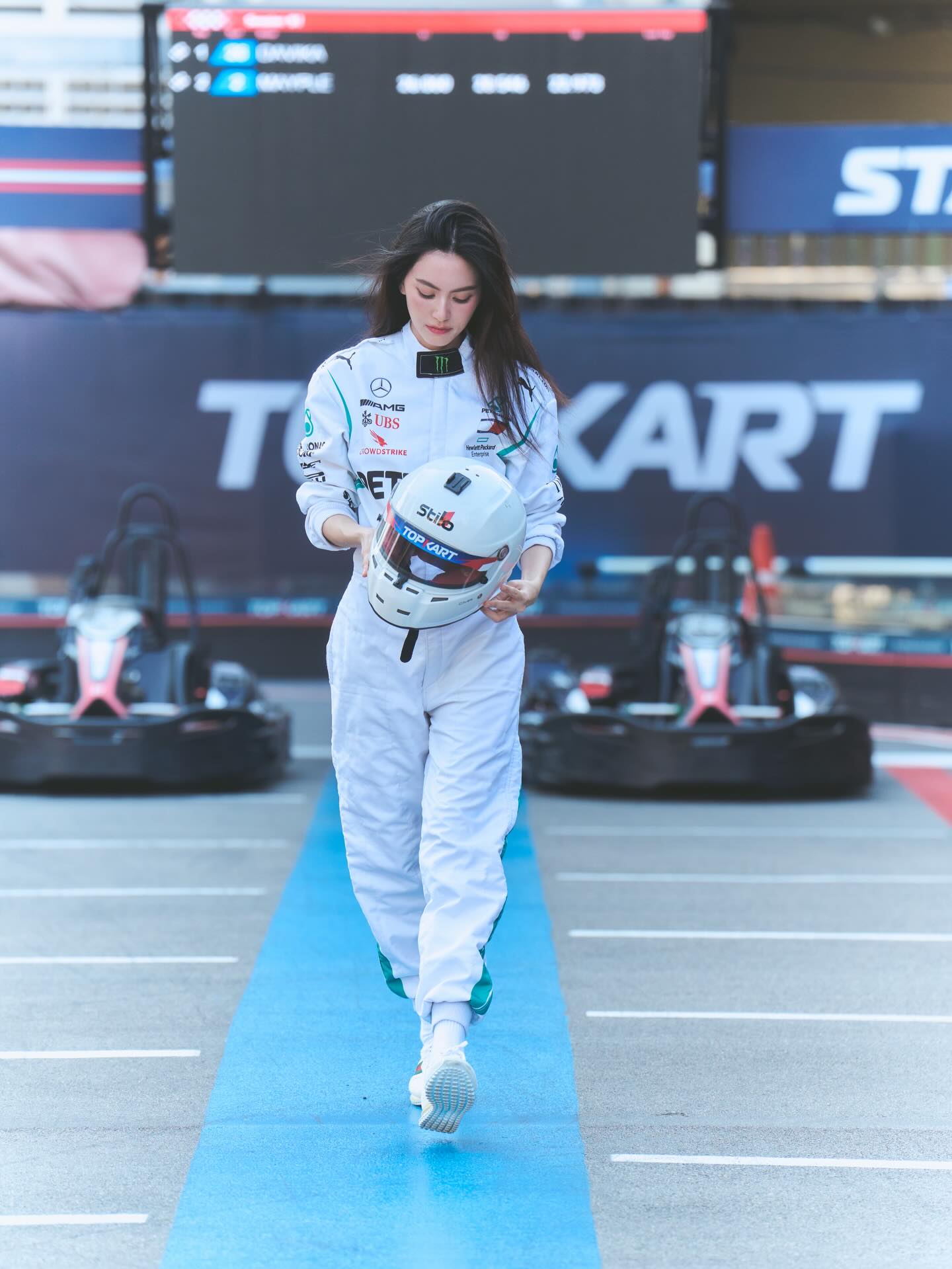 ใหม่ - ดาวิกา โฮร์เน่