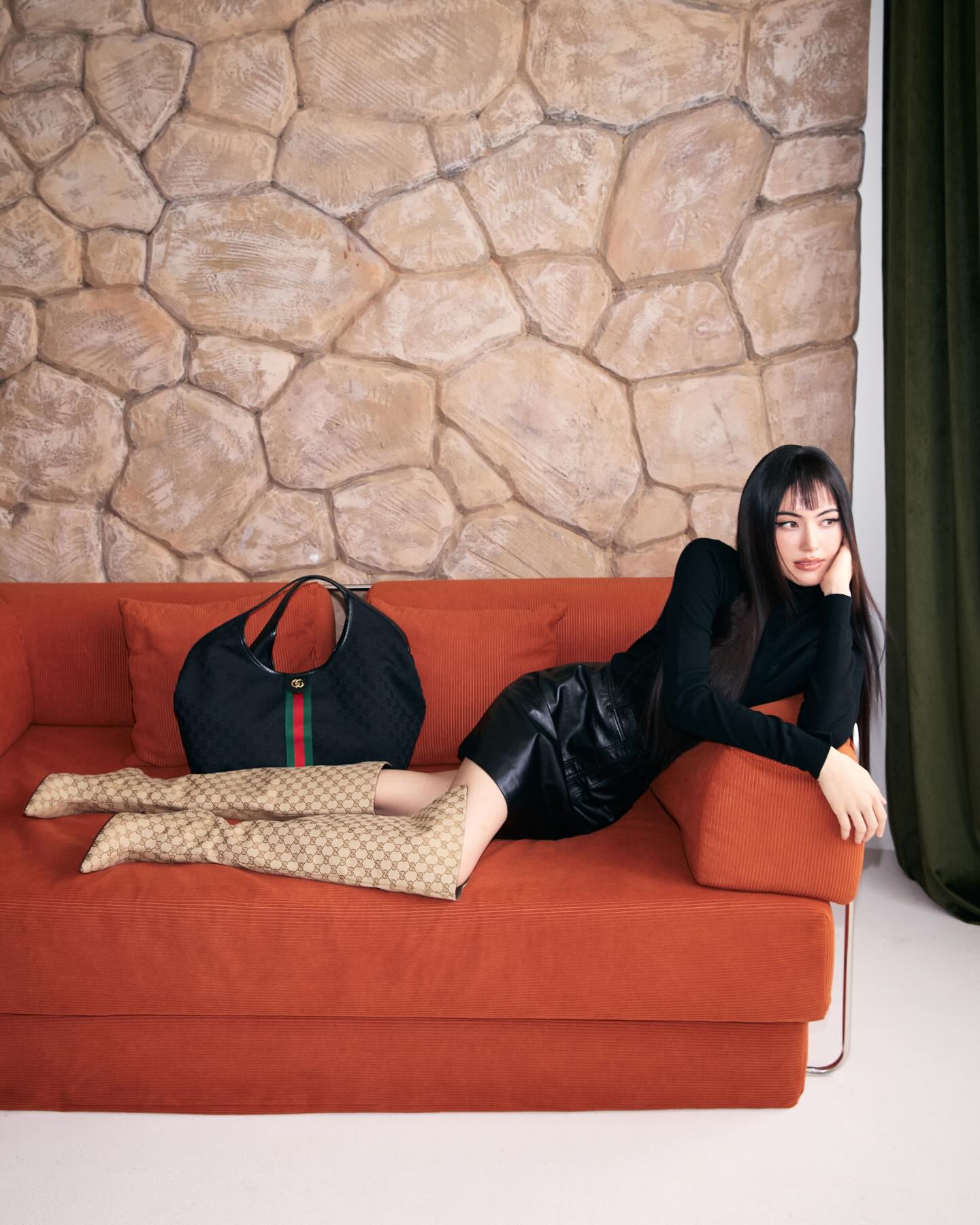 ใหม่ - ดาวิกา โฮร์เน่