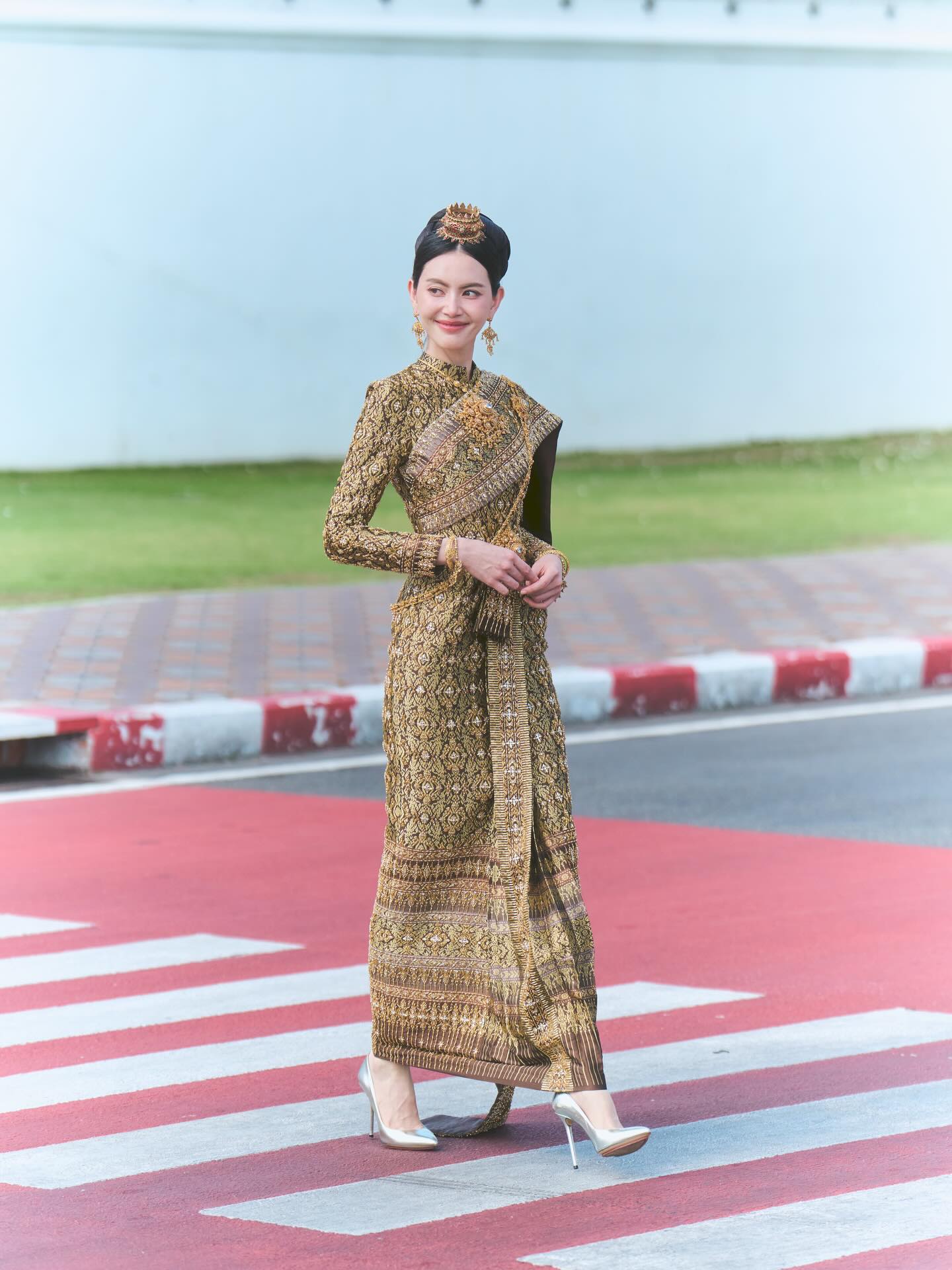 ใหม่ - ดาวิกา โฮร์เน่