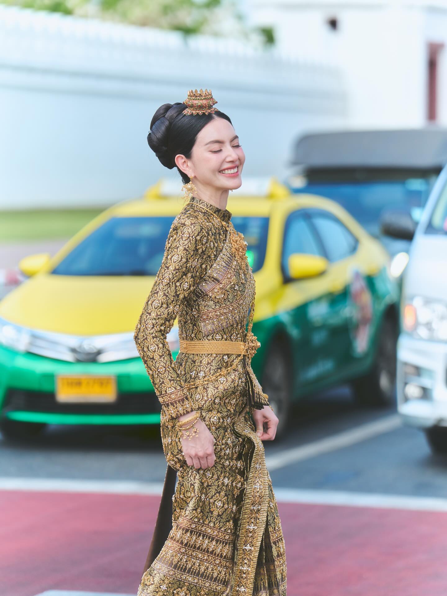 ใหม่ - ดาวิกา โฮร์เน่