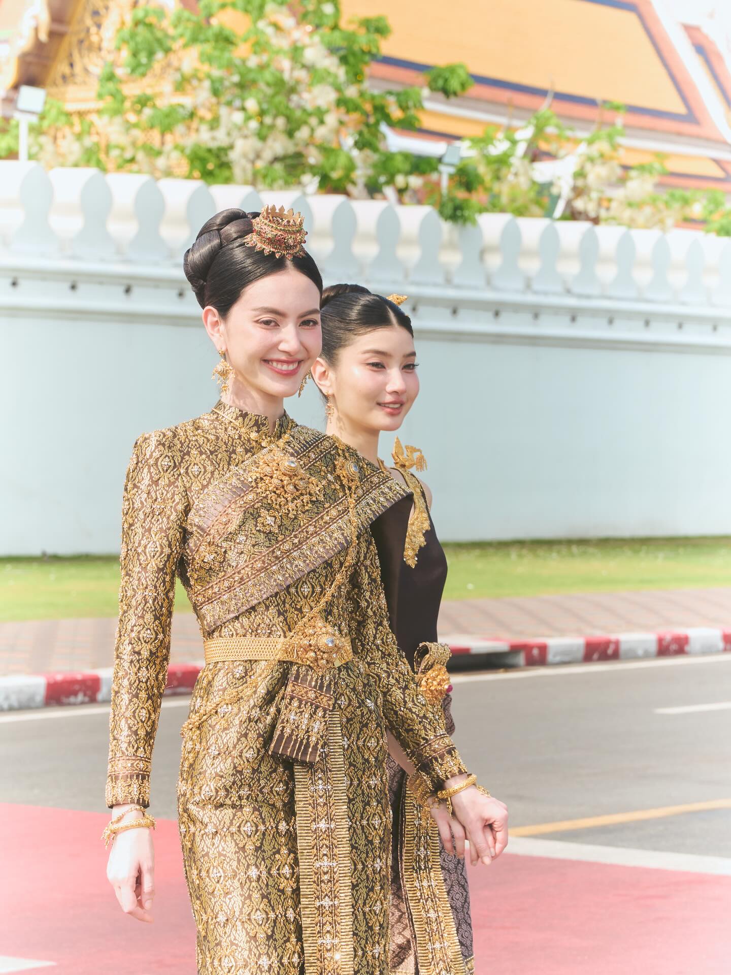 ใหม่ - ดาวิกา โฮร์เน่