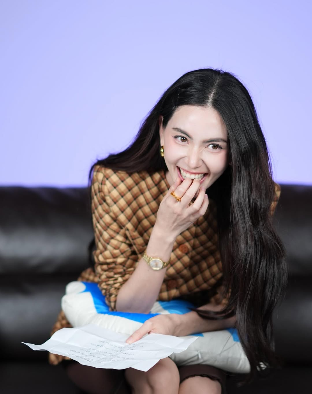 ใหม่ - ดาวิกา โฮร์เน่