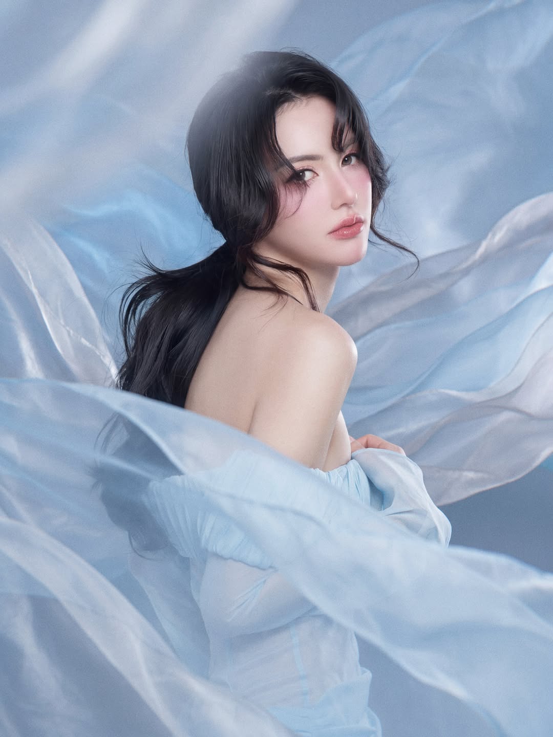 ใหม่ - ดาวิกา โฮร์เน่