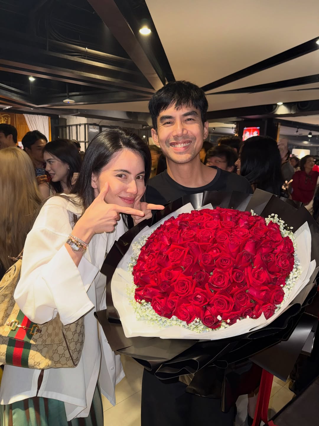 ใหม่ - ดาวิกา โฮร์เน่
