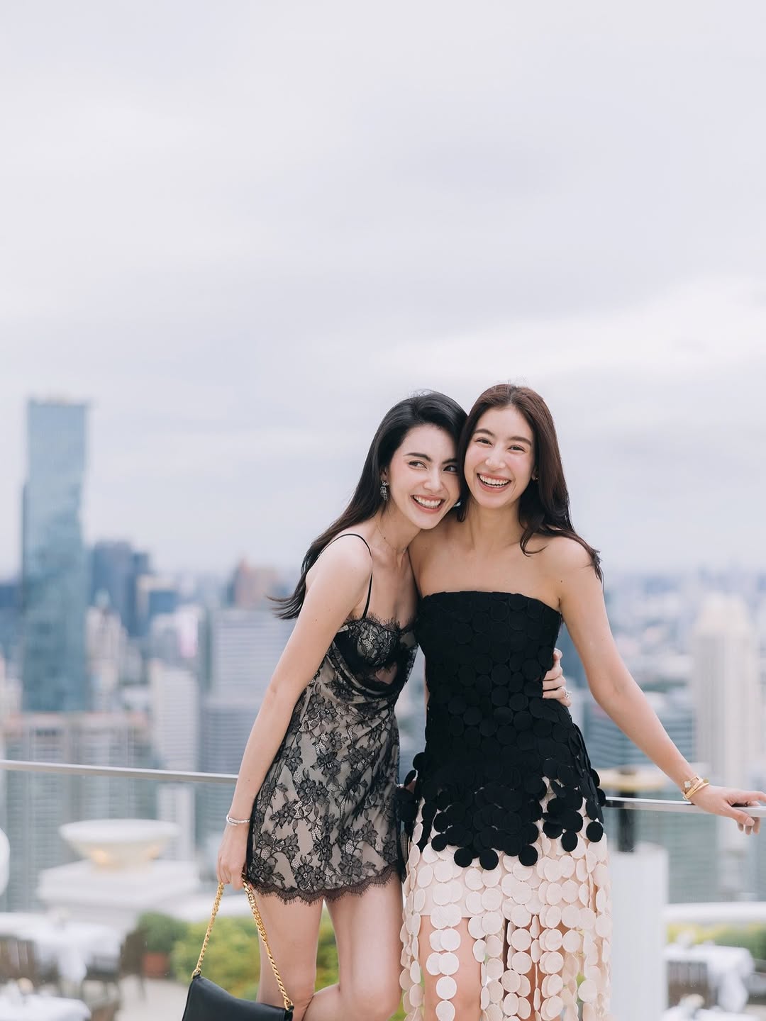 ใหม่ - ดาวิกา โฮร์เน่