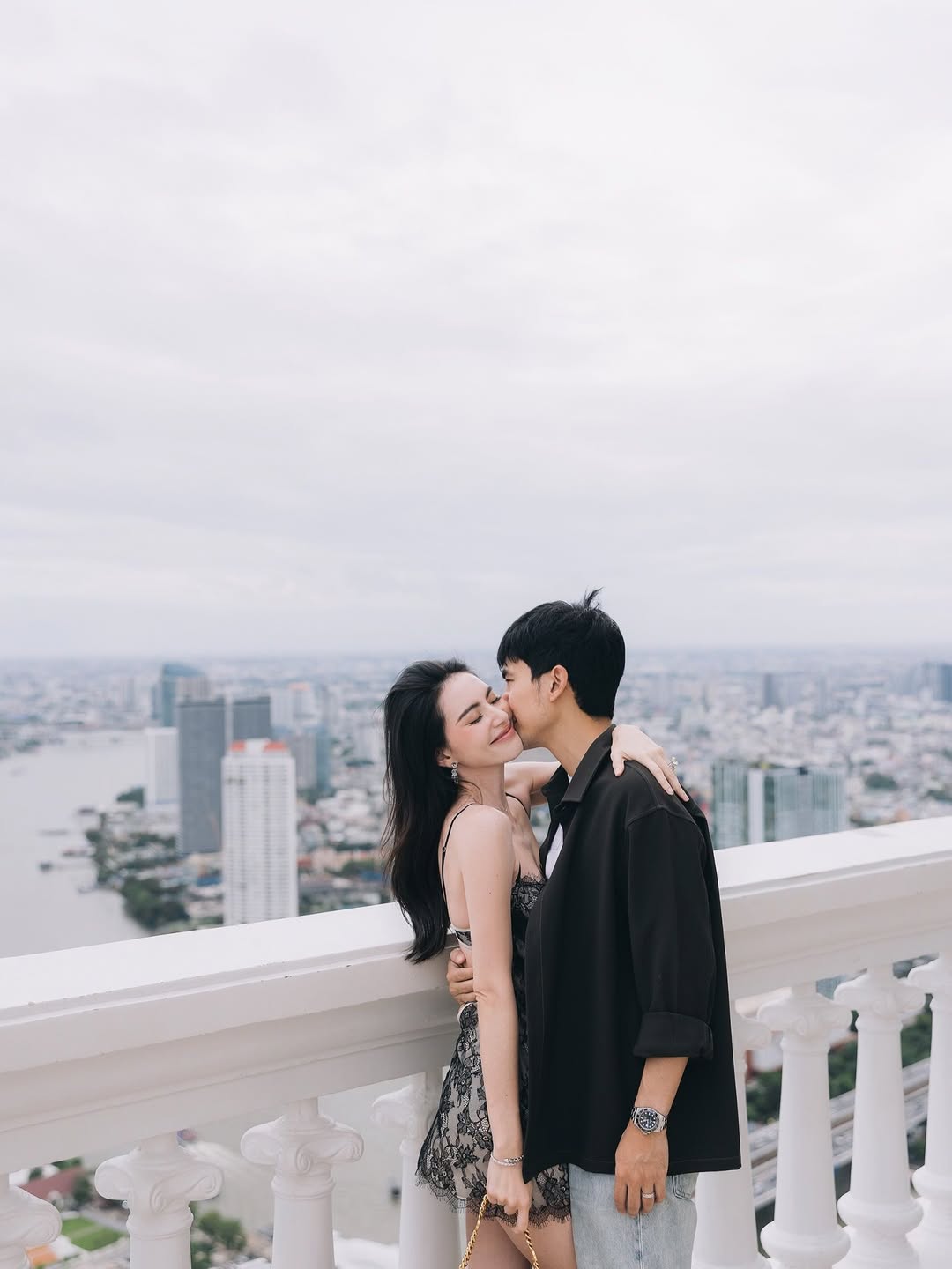 ใหม่ - ดาวิกา โฮร์เน่