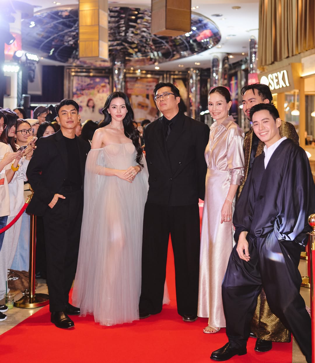 ใหม่ - ดาวิกา โฮร์เน่