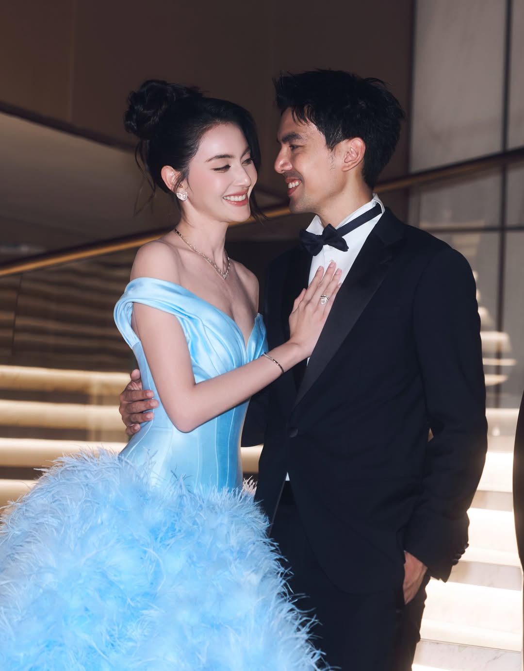 ใหม่ - ดาวิกา โฮร์เน่