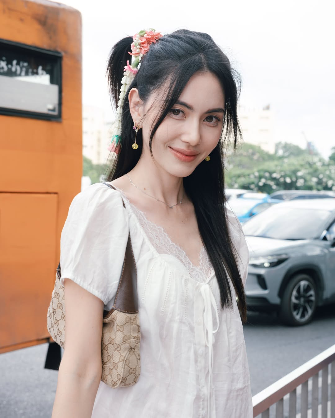 ใหม่ - ดาวิกา โฮร์เน่
