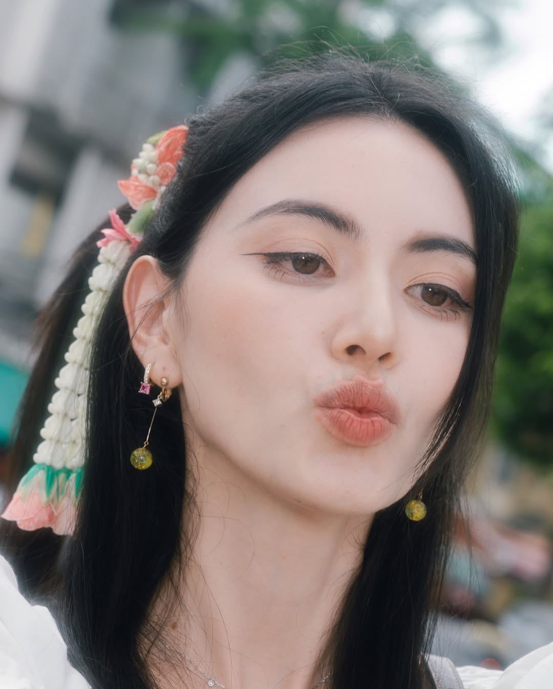 ใหม่ - ดาวิกา โฮร์เน่