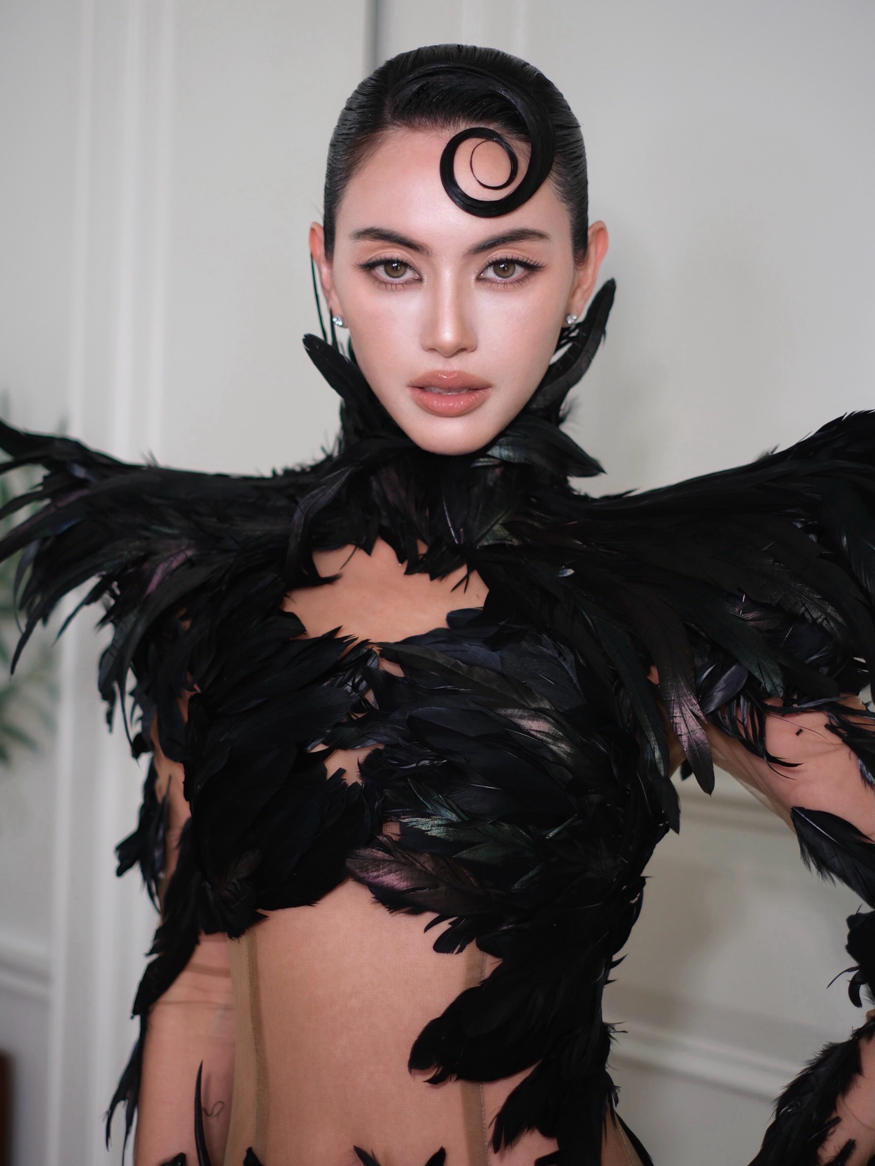 ใหม่ - ดาวิกา โฮร์เน่
