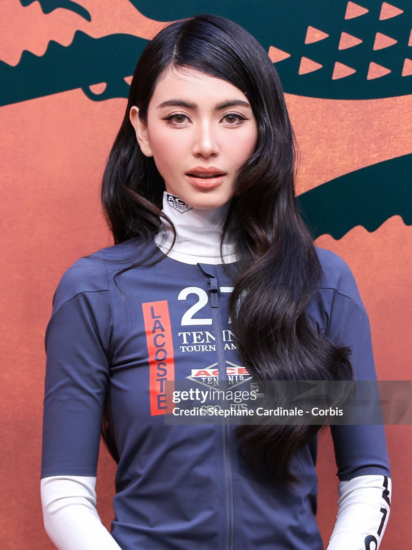 ใหม่ - ดาวิกา โฮร์เน่