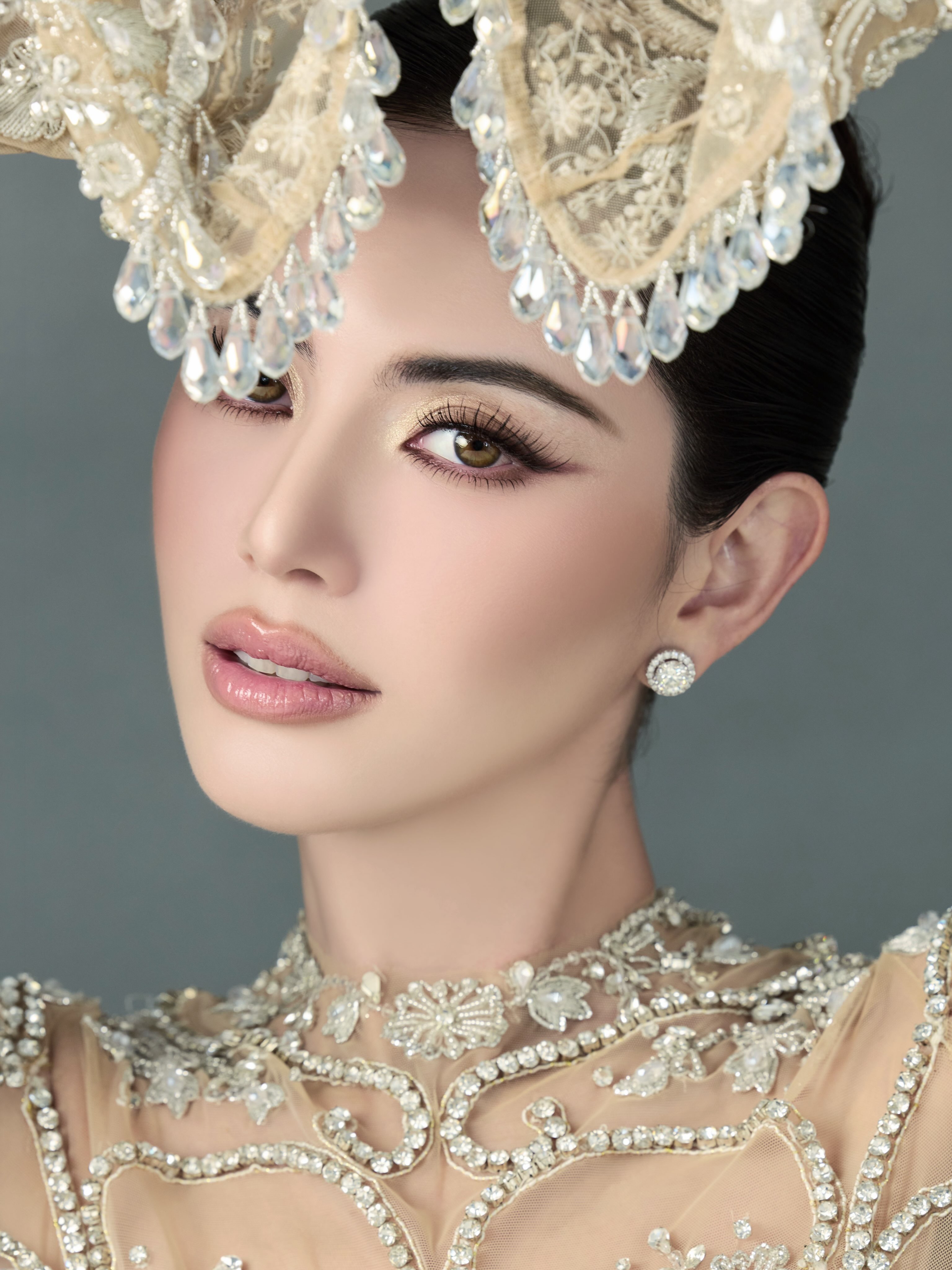ใหม่ - ดาวิกา โฮร์เน่