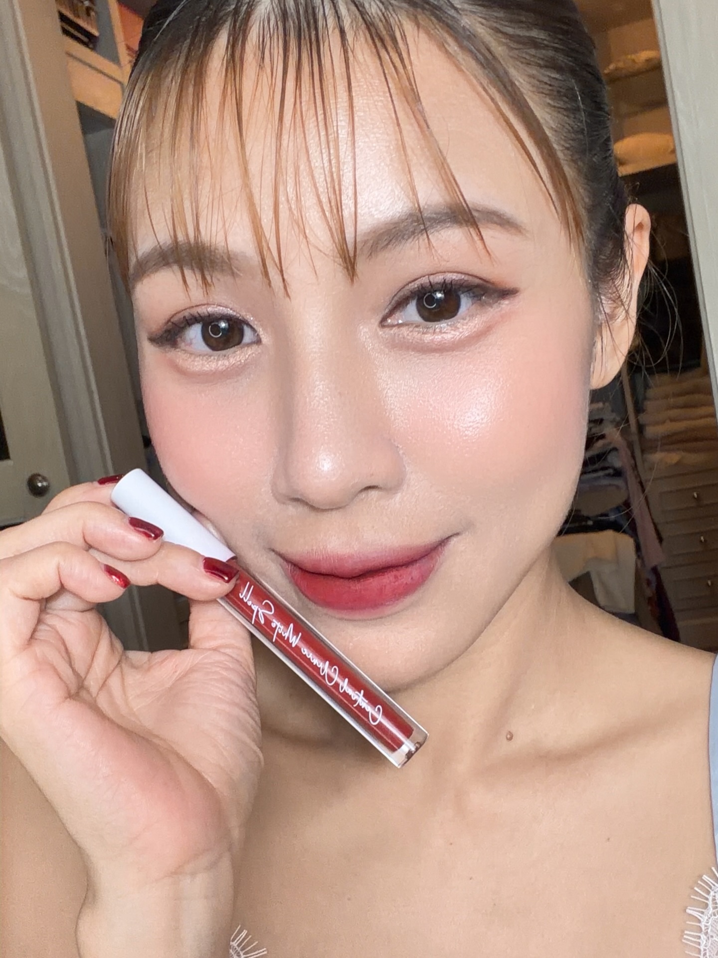 แอปเปิ้ล - สีสะเหงียน สีหาราช