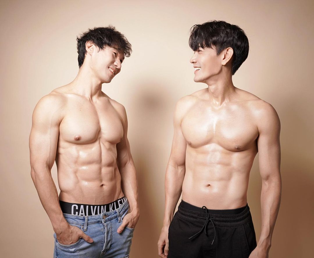 ฟลุค - จิระ ด่านบวรเกียรติ