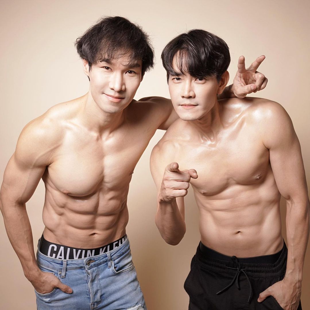 ฟลุค - จิระ ด่านบวรเกียรติ