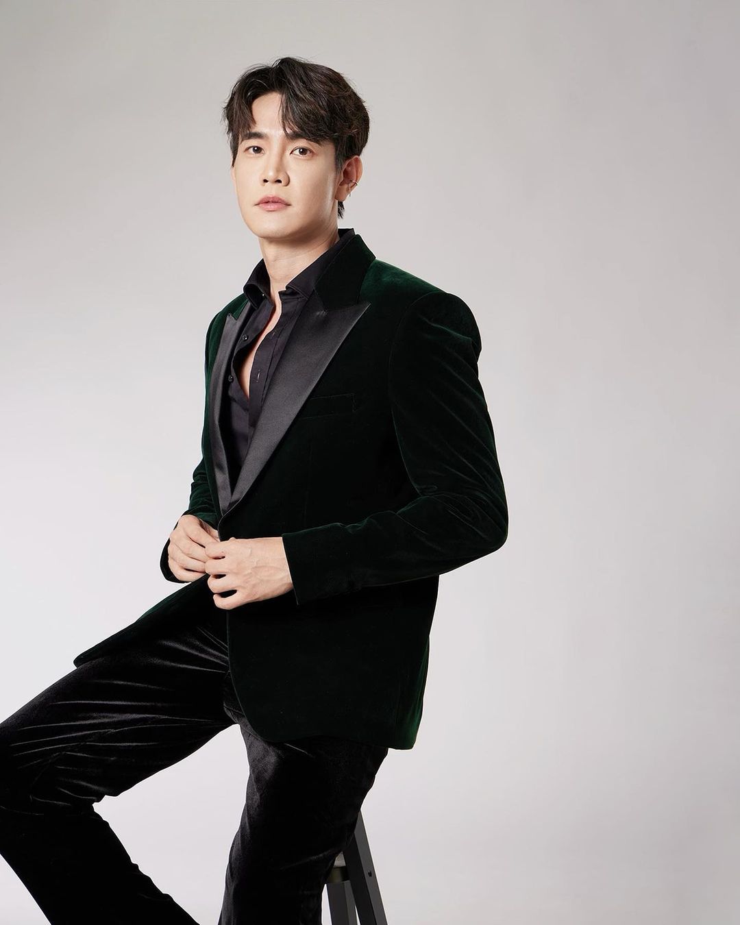 ฟลุค - จิระ ด่านบวรเกียรติ