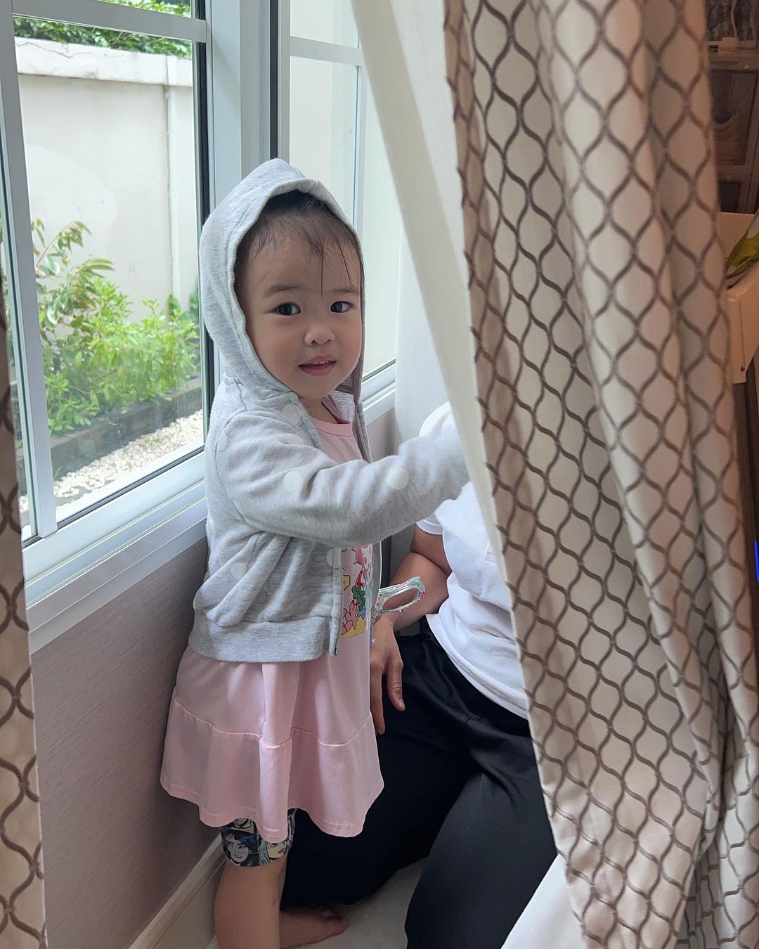 ฟลุค - จิระ ด่านบวรเกียรติ