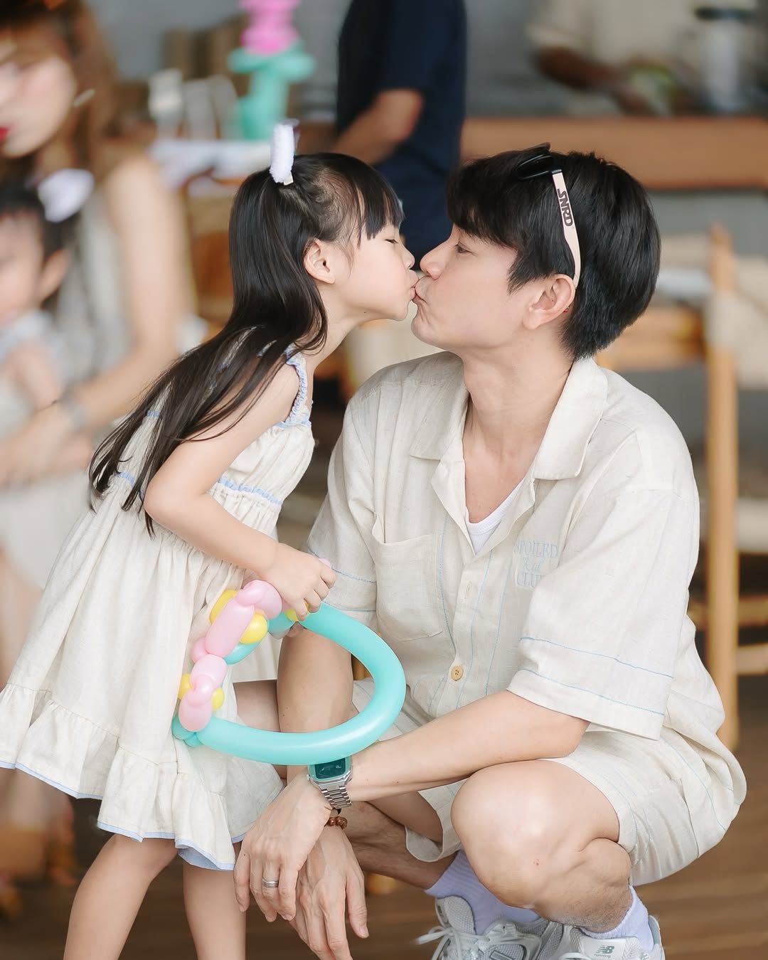 ฟลุค - จิระ ด่านบวรเกียรติ