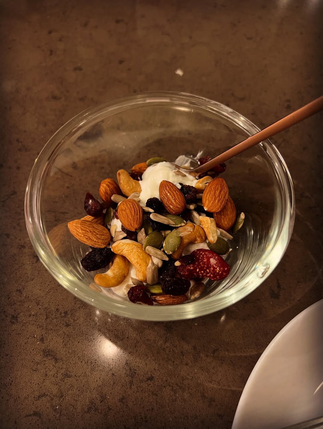 ฟลุค - จิระ ด่านบวรเกียรติ