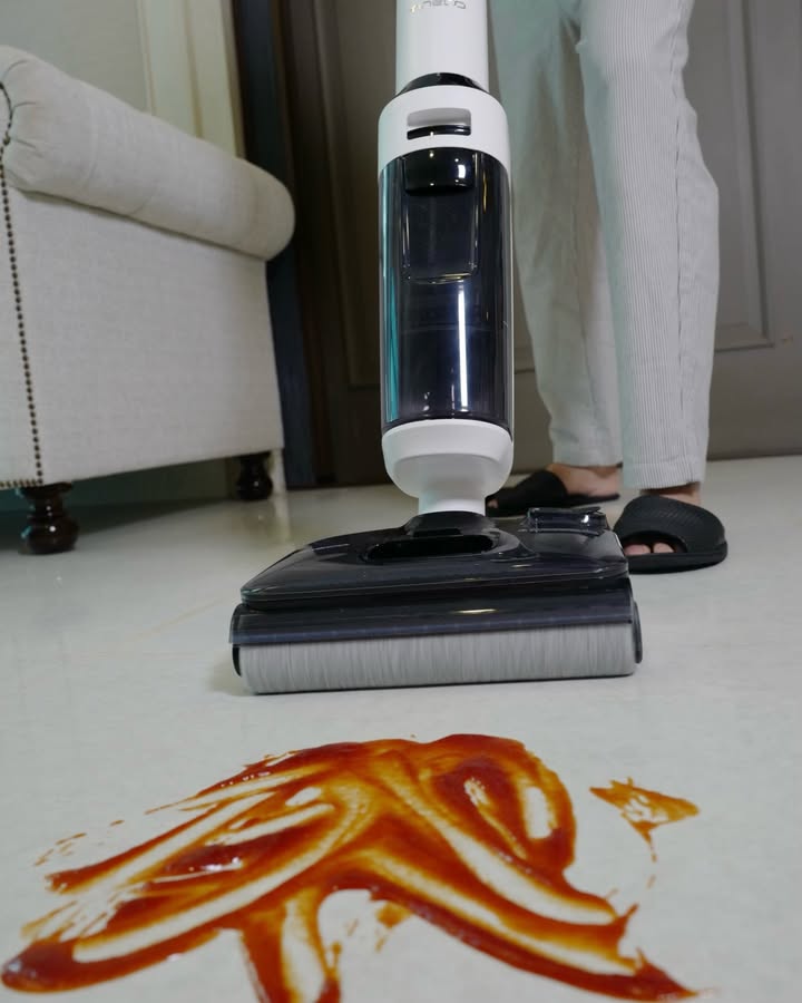 ฟลุค - จิระ ด่านบวรเกียรติ